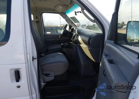 2006 Ford E-350 Super Duty Xl/Xlt z USA, uszkodzony, nr VIN 1FBSS31L76DA90718